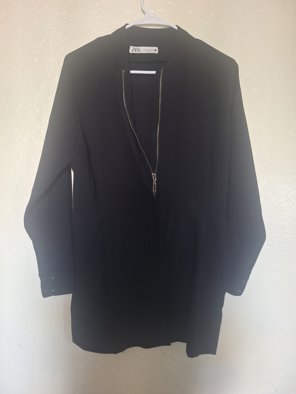 Zara Black Zip-Front Blazer Jacket